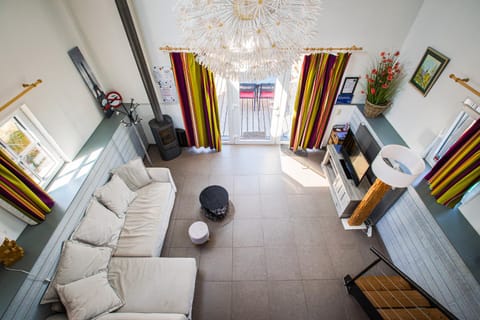 TV and multimedia, Living room, internet