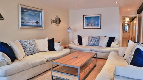 Harbourside Apartment Condo in Mevagissey