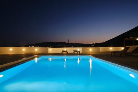 Private Villa Evgenia with swimming pool Villa in Perissa