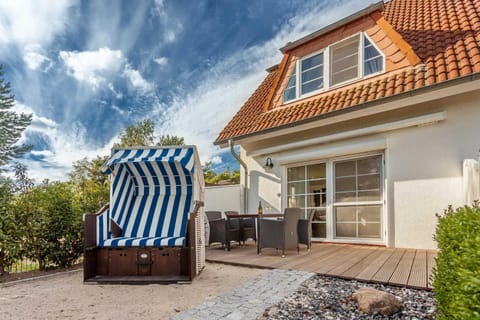 Property building, Balcony/Terrace