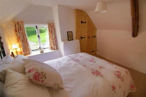 Three Pound Cottage, the Dartmoor Holiday Cottage Haus in Bovey Tracey