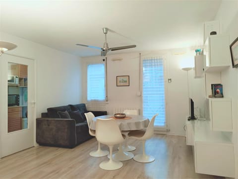 Studio moderne et lumineux avec parking, animaux acceptés - FR-1-555-6 Apartment in Aix-les-Bains