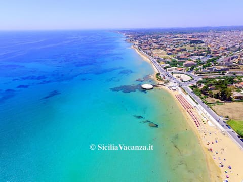 Bird's eye view, Beach