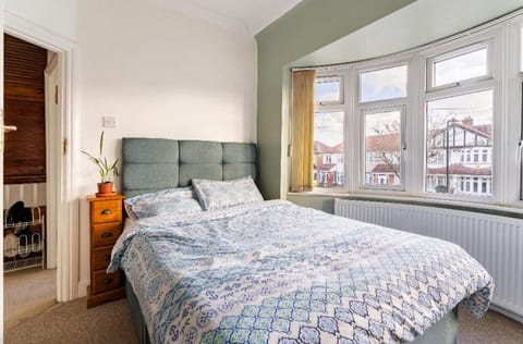 Lovely house (Ealing, London) Alquiler vacacional in Southall