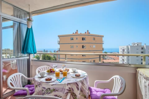 Sweet Holiday Place - Benalmadena Costa Apartment in Torremolinos