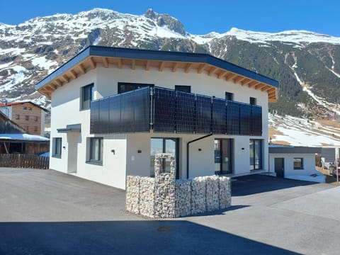 Property building, Off site, Mountain view