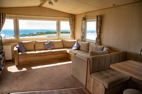 Devon Cliffs Holiday Home Camping /
Complejo de autocaravanas in Exmouth