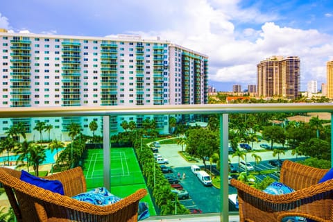 Sunny Isles Ocean Reserve Condo Apartments - 1BR #812 Wohnung in Sunny Isles Beach