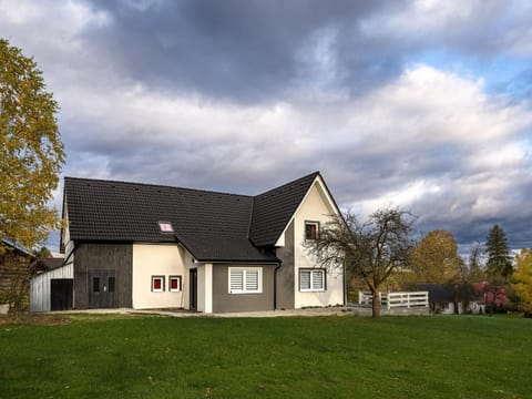 Property building, Day, Natural landscape, Garden view