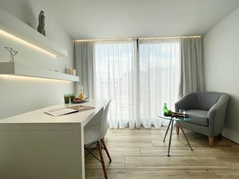 Seating area, hair dresser