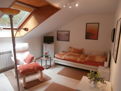 schöne Wohnung für 1-4 Gäste Condo in Esslingen