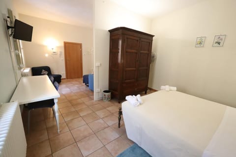 casadiviaappia Bed and Breakfast in Imola