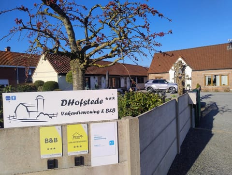 Property building, View (from property/room), Street view, Location, Parking