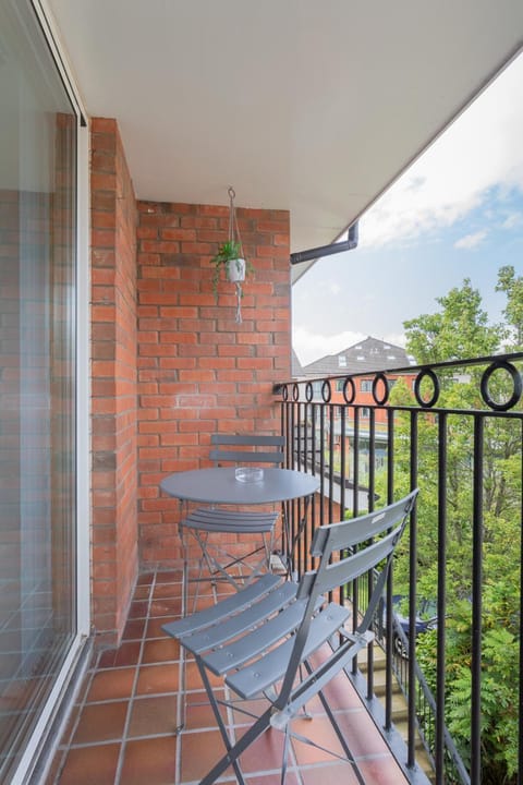 Balcony/Terrace, Living room