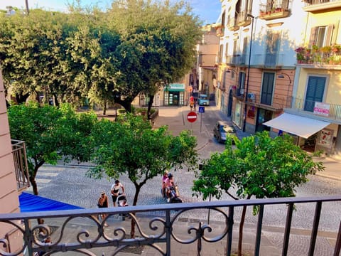 Balcony/Terrace, Balcony/Terrace, City view, Quiet street view