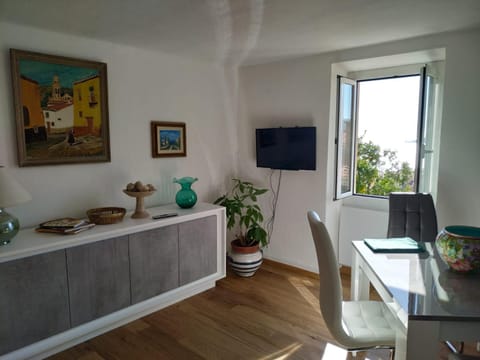 Maison Trucchi Apartment in Menton