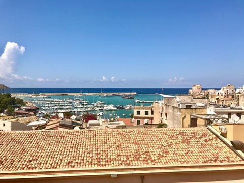 Castellammare Smart Rooms Bed and Breakfast in Castellammare del Golfo