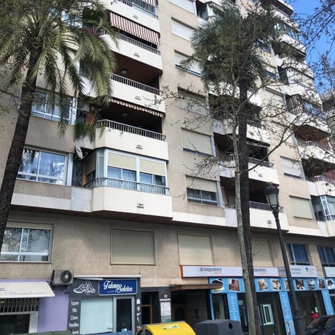 Habitaciones en GANDIA a 5 min del centro histórico Hostel in Gandia