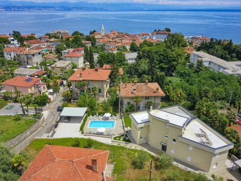 Apt3 - Villa Perla with swimming pool, Lovran - Opatija Apartment in Lovran