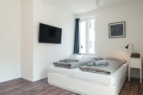 Bed, TV and multimedia, Other