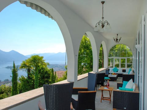 Villa Villa Vernice Gialla by Interhome Villa in Locarno