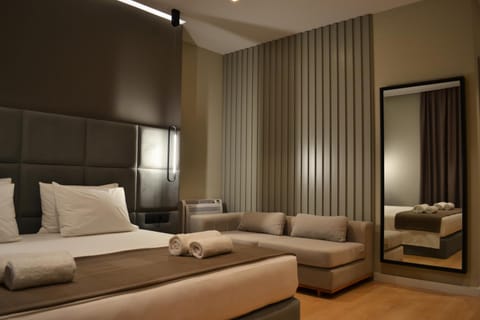 ArtNest Luxury Hotel & Suites Hôtel in Sarandë