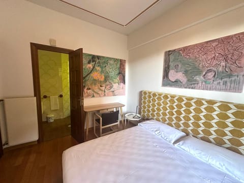 MAD di Mare di Arte Dormire House in Celle Ligure