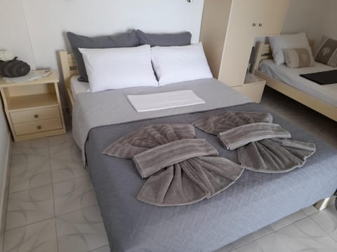 Xristinas Rooms Apartment in Crete