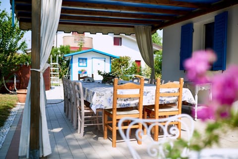 Cà del Mar rustico a Jesolo con giardino e piscina privati ad uso esclusivo # House in Jesolo
