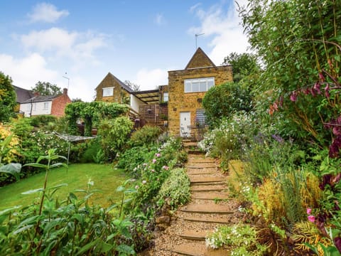 Facade/entrance, Garden