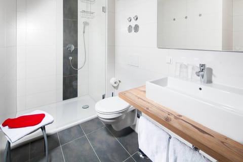 Gästehaus und Ferienwohnungen Egglerlehen Bed and Breakfast in Berchtesgaden