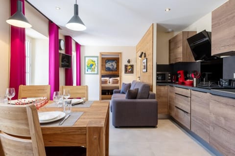 HIMALAYA Annecy Rent Lodge Apartment in Annecy