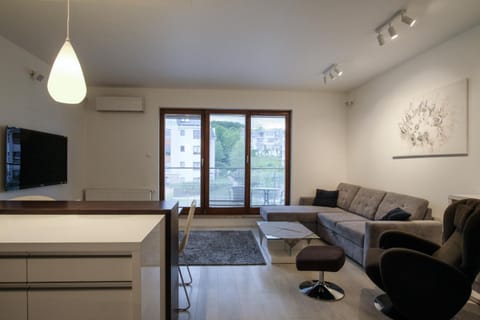 Living room, Photo of the whole room, Seating area, Dining area