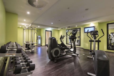 Fitness centre/facilities, Swimming pool