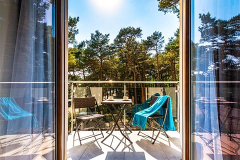 View (from property/room), Balcony/Terrace, Seating area