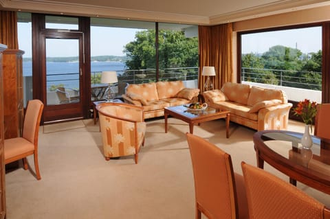 Living room, Sea view