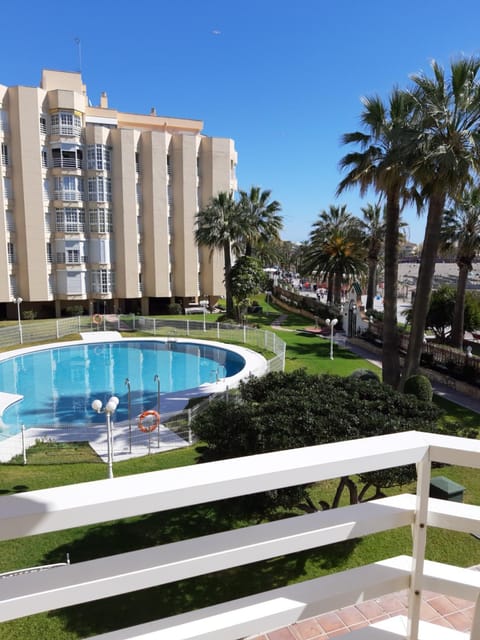 Front beach and swimmingpool in Benalmadena Costa Apartment in Benalmadena