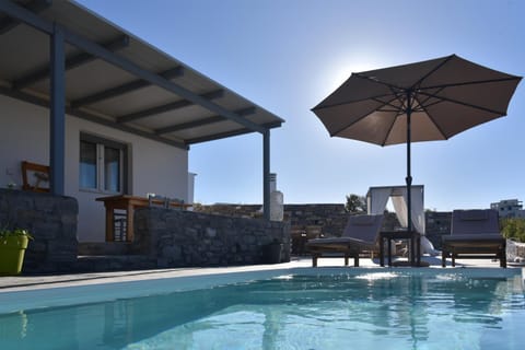 Steam room, Balcony/Terrace, Swimming pool