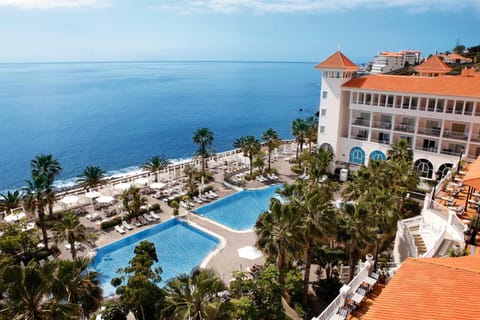 Bird's eye view, Floor plan, Pool view, Sea view