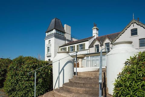 Castle Penthouse House in Deganwy