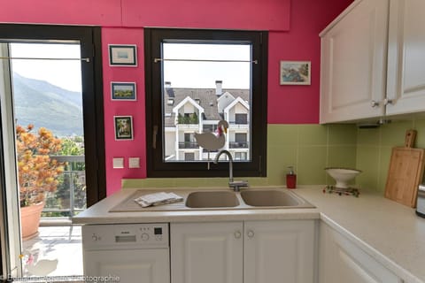 Le Thélème - Duplex apartment in Annecy balcony & parking 800m from the la Apartment in Annecy