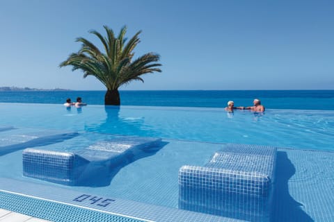 Pool view, Sea view, Swimming pool