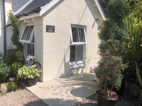 Buccleuch Garden Room Vacation rental in Fort William