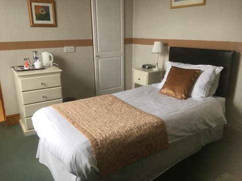 Grove House Guest House Bed and Breakfast in Telford