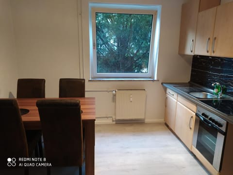 Kitchen or kitchenette, Decorative detail, Dining area, Communal kitchen