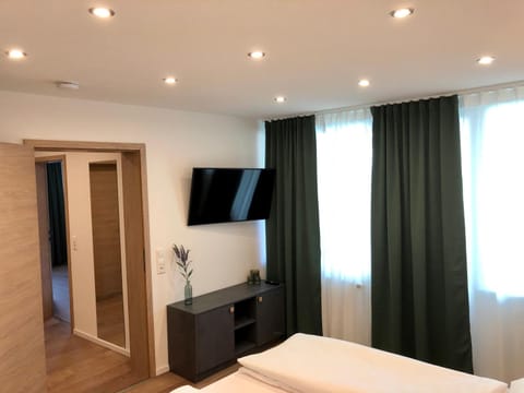 City Apartments, Outlet 100 Meter Apartment in Metzingen