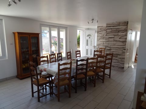 Dining area, Meeting/conference room