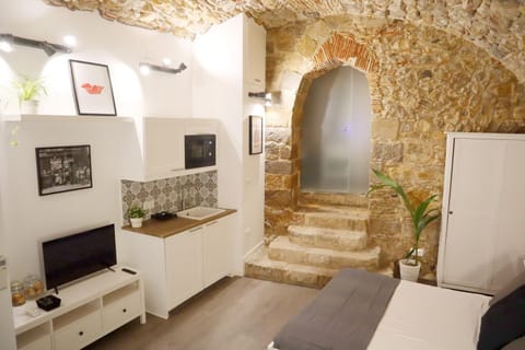 Girona Catedral Apartment in Girona