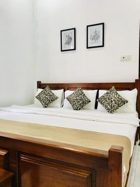 Ivy Bungalow Bed and Breakfast in Nuwara Eliya