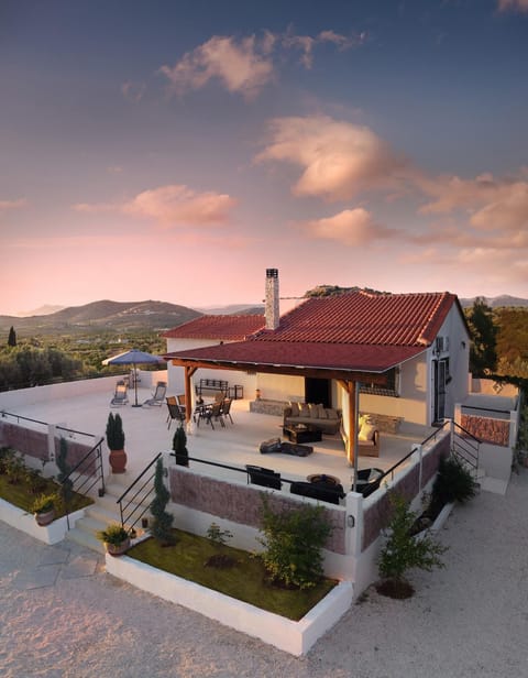 KTIMA CONSTANTIN Villa in Argolis, Greece